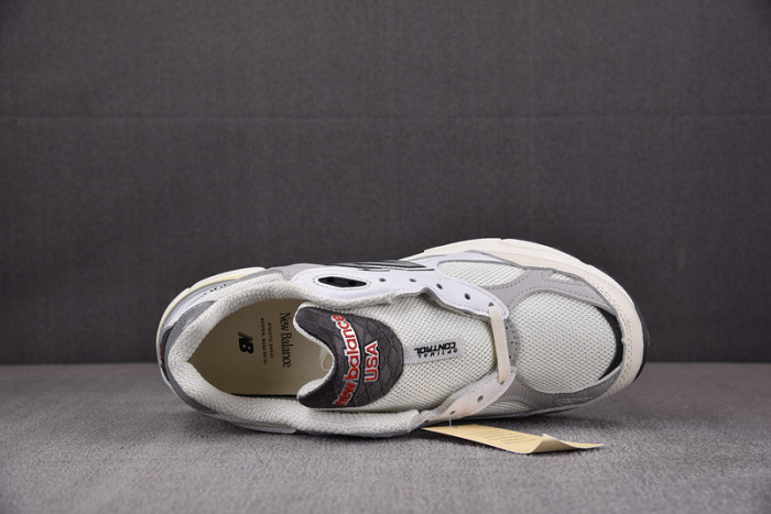 new balance 990v3 miusa teddy santis sea salt m990al3