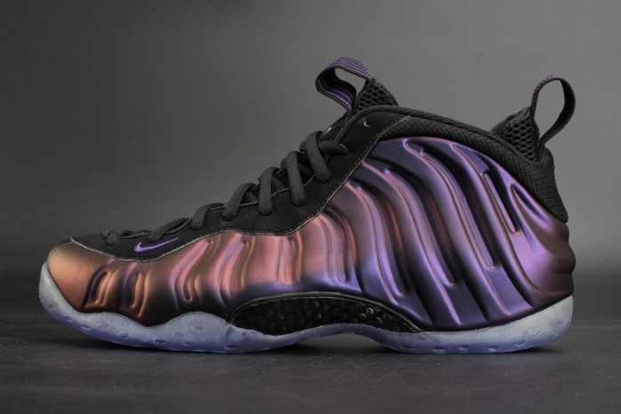 nike air foamposite one “eggplant” black/ varsity purple mens 314996-008