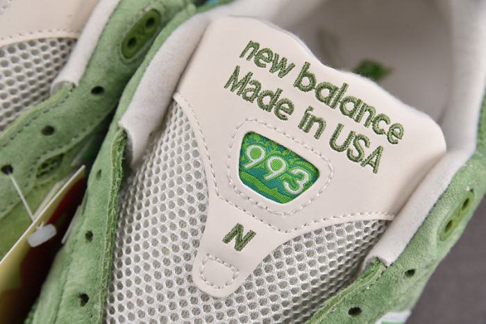 new balance 993 miusa teddy santis chive u993gw
